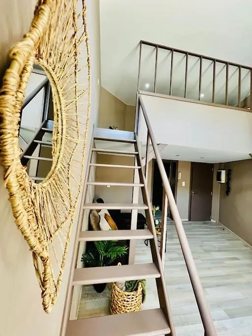 Appartement Tropical Льеж